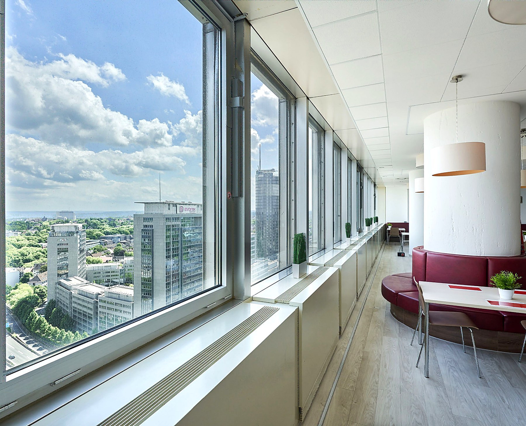 CUBE Skyline Tower Essen – Lounge mit Weitblick