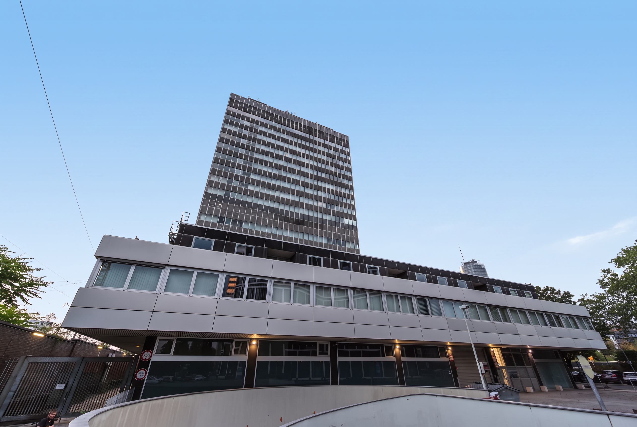 CUBE Skyline Tower Essen – Sockelbau