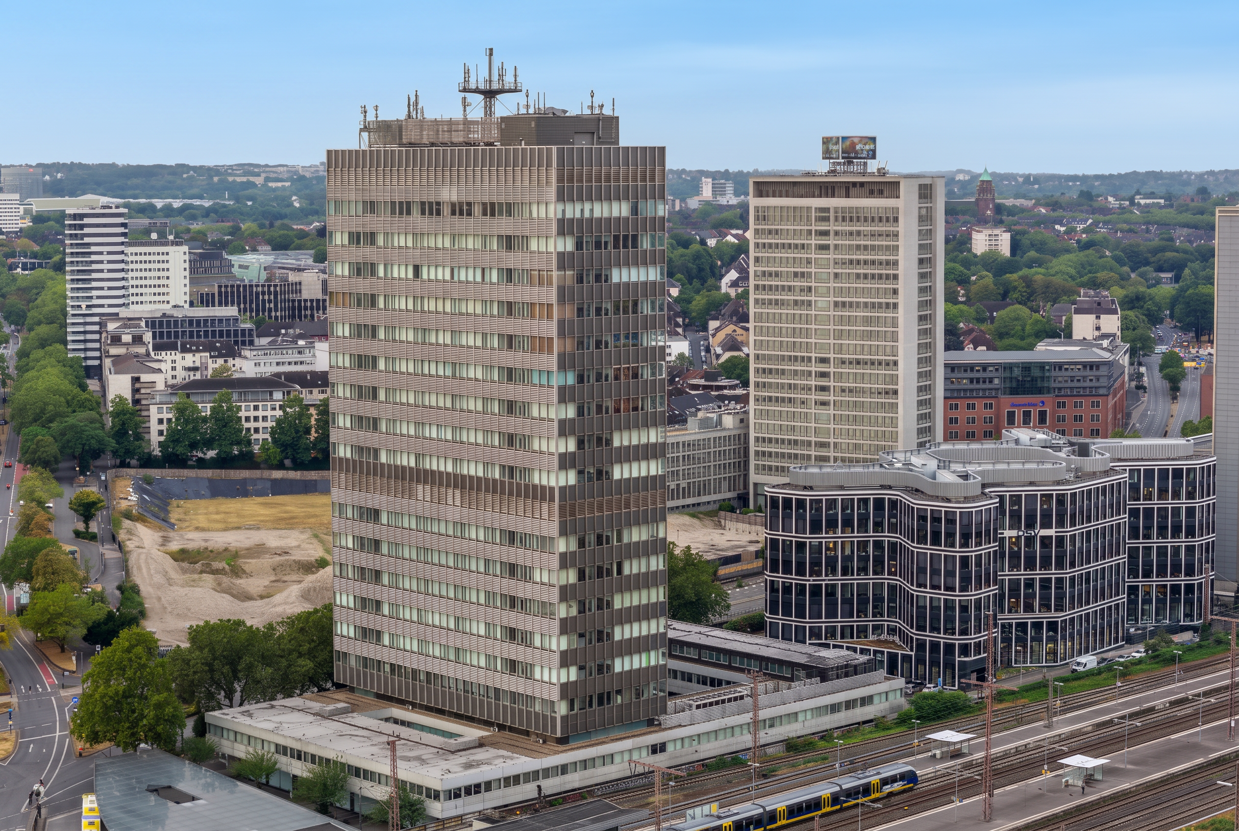CUBE Skyline Tower Essen – Bürolandschaft